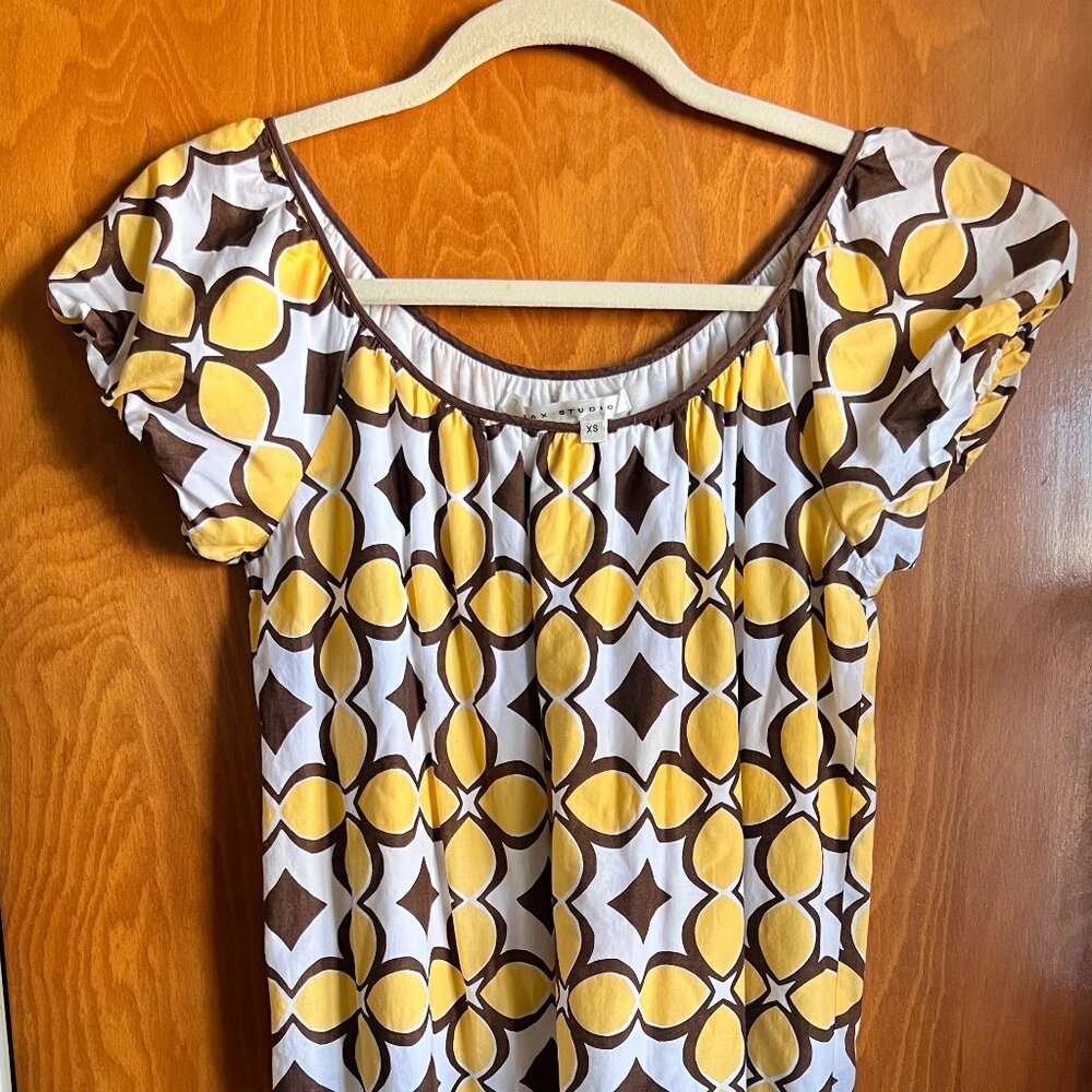 Max Studio Casual Dress Size X-Small in Yellow/Brown/White
